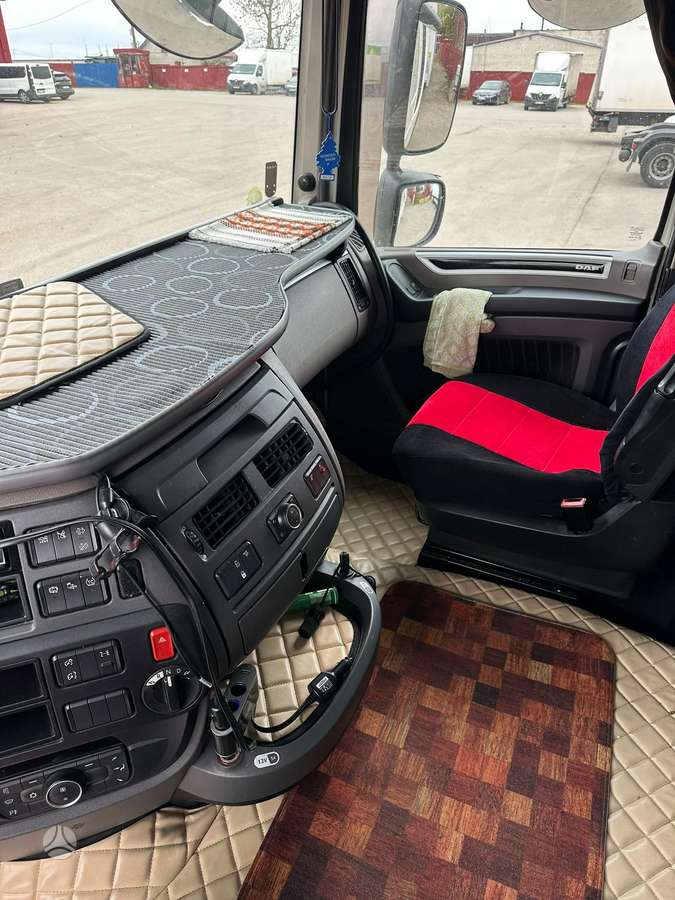 DAF XF480, double sleeper