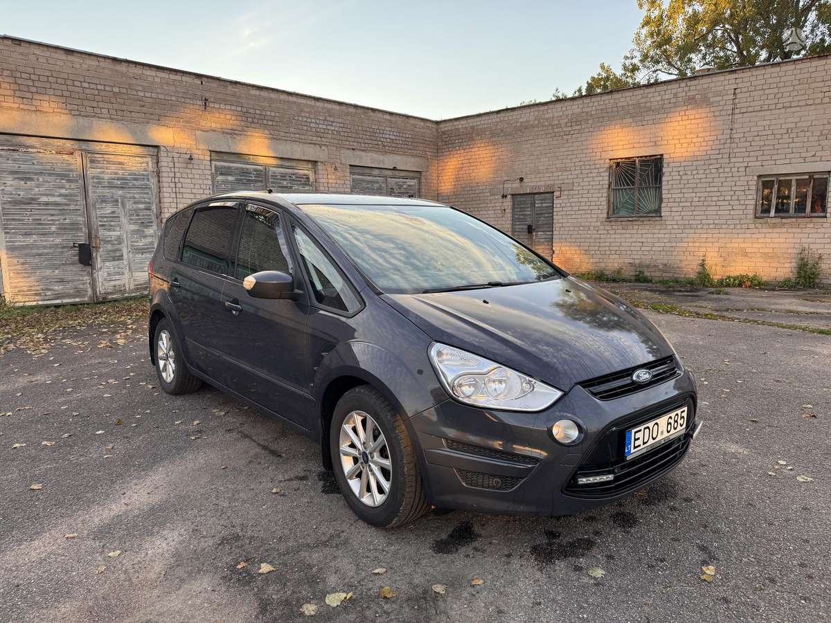 Ford S-MAX