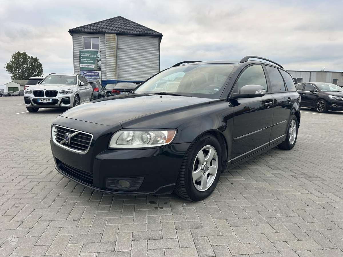 Volvo V50