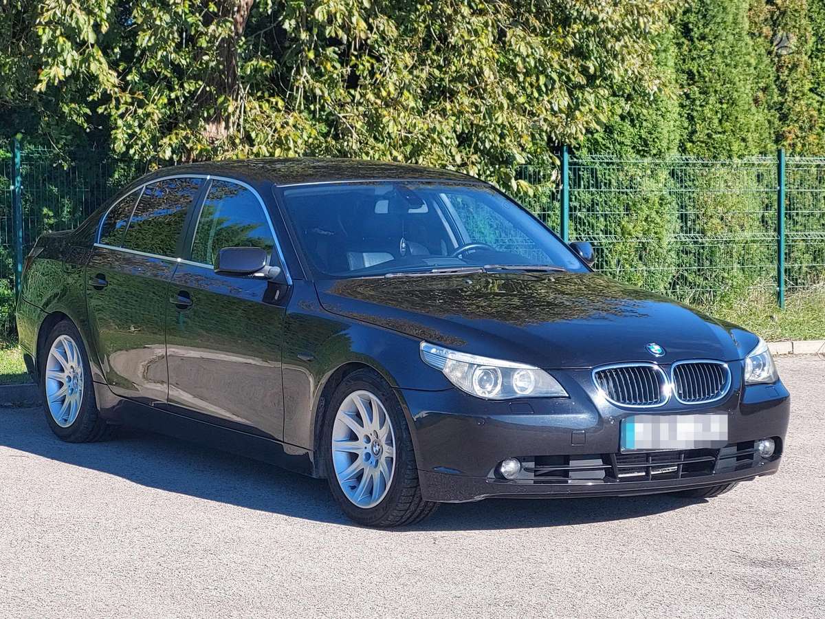 BMW 530