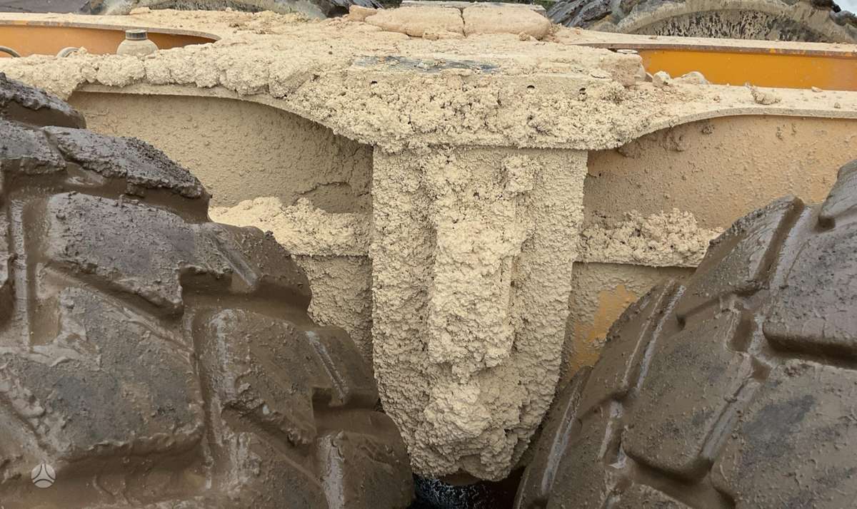 Volvo A25E, dumpers / tippers