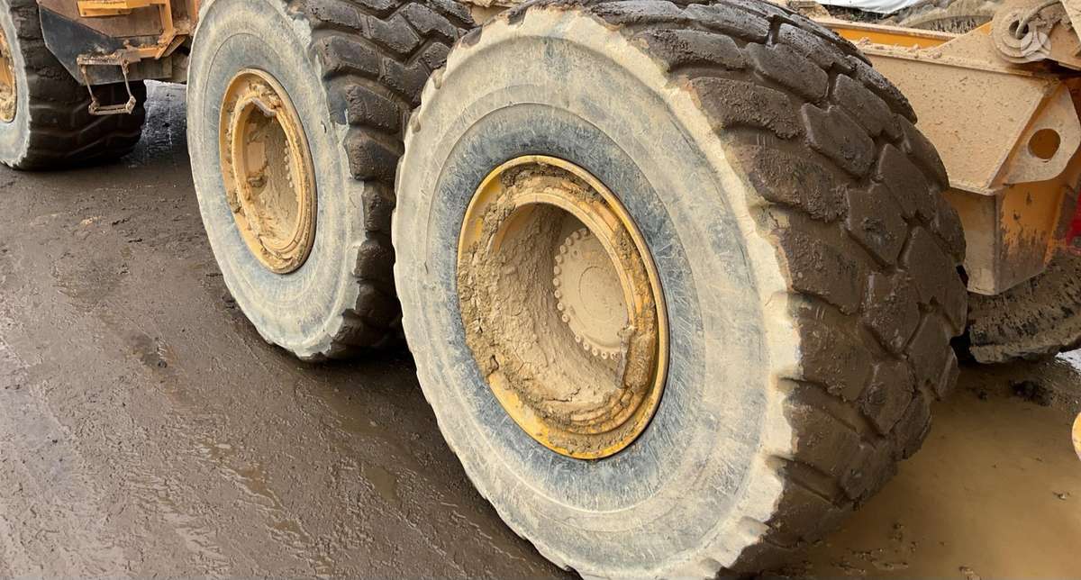 Volvo A25E, самосвалы