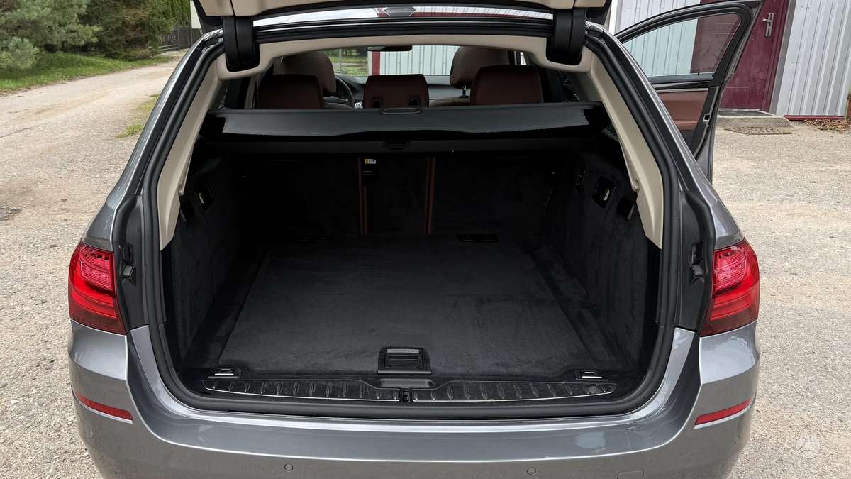 BMW 528, 2.0 l., Универсал