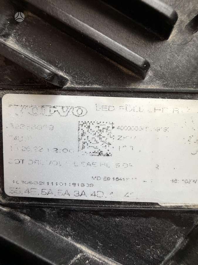 Volvo XC60 žibintai