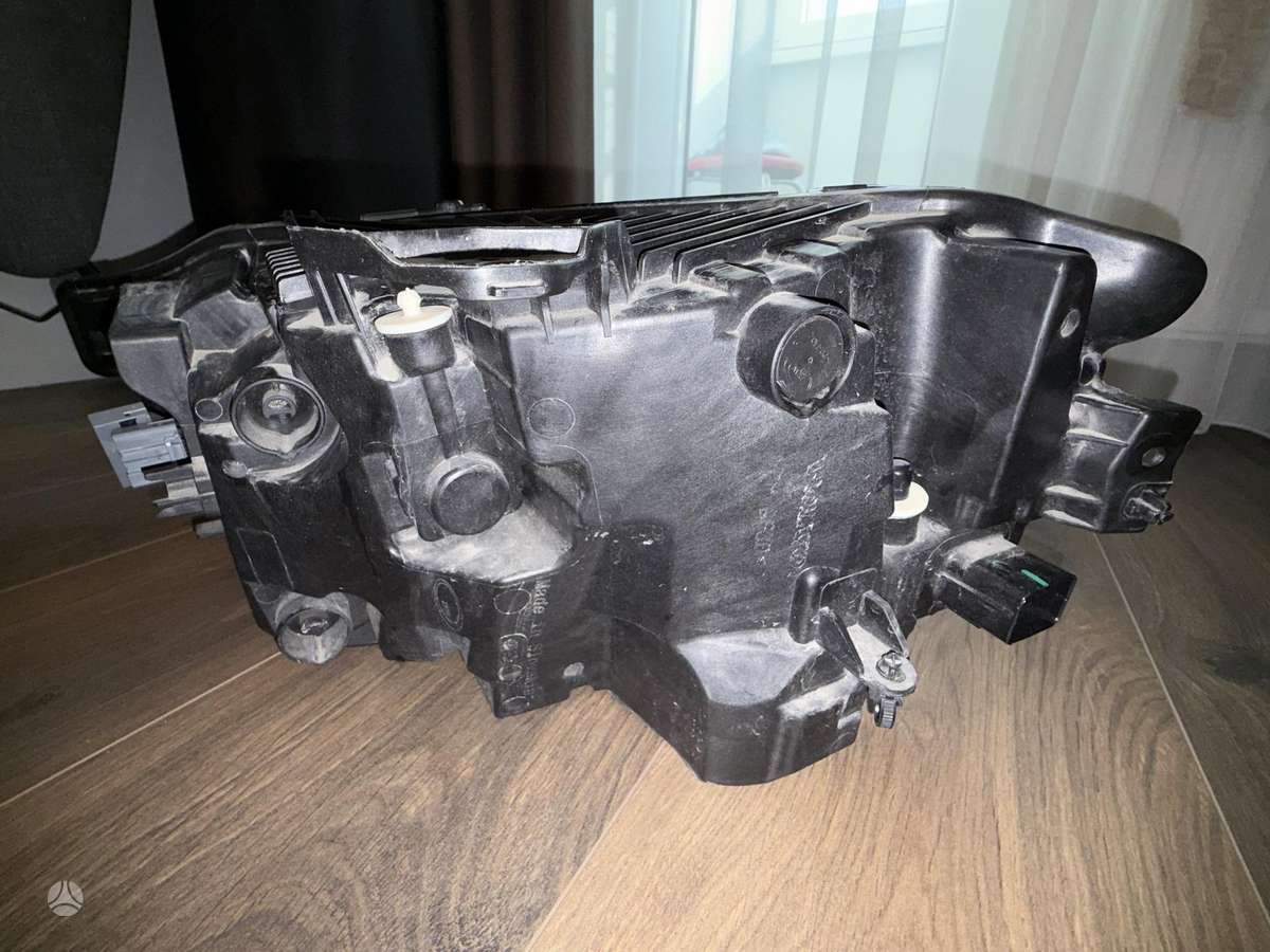 Volvo XC60 lights