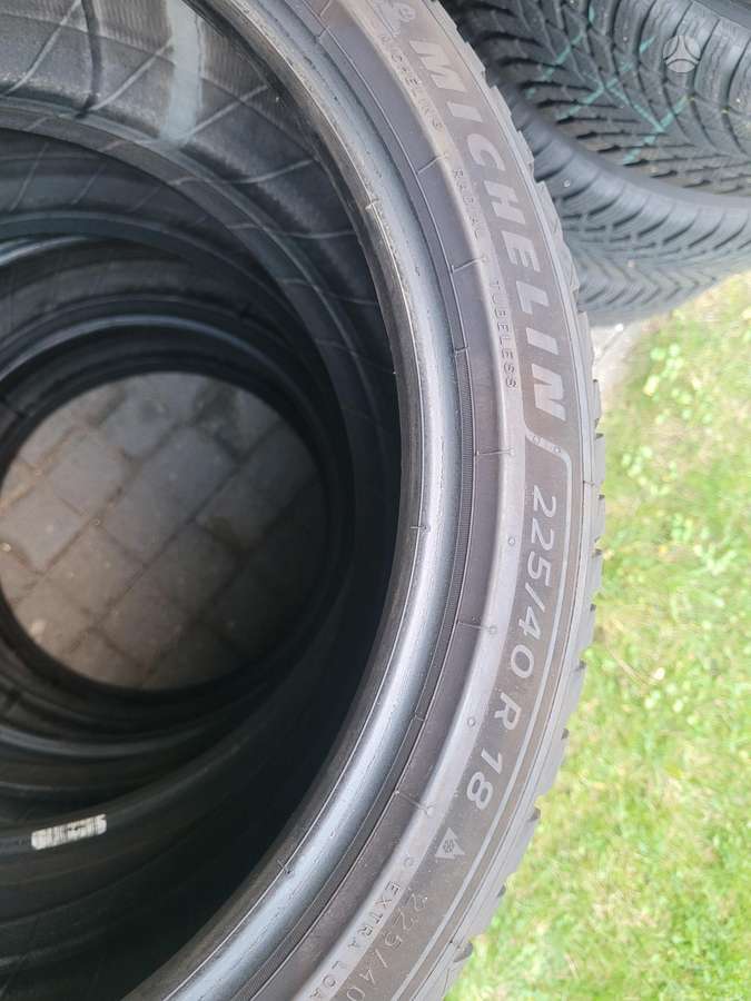 Michelin, universalios 225/40 R18
