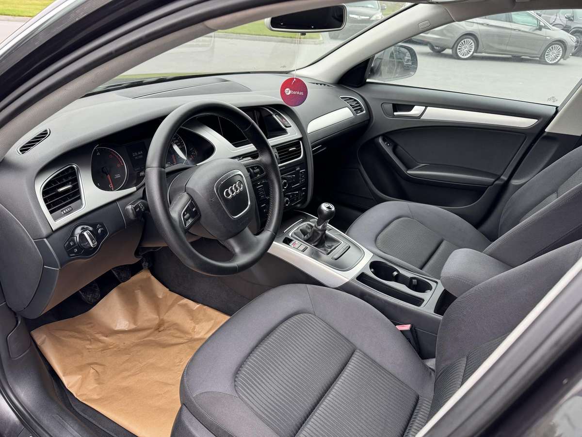 Audi A4, 2.0 l., Универсал