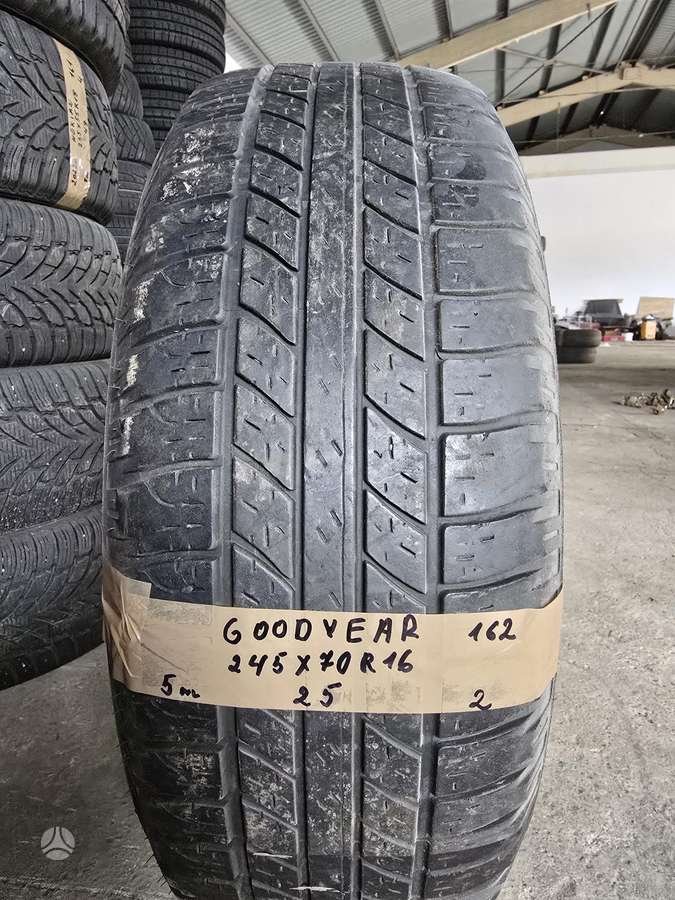 Goodyear, winter 245/70 R16