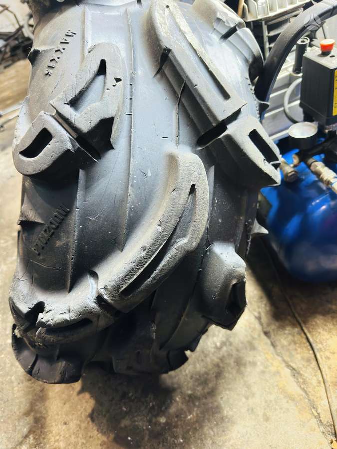 Maxxis, всесезонные 12/28 R12