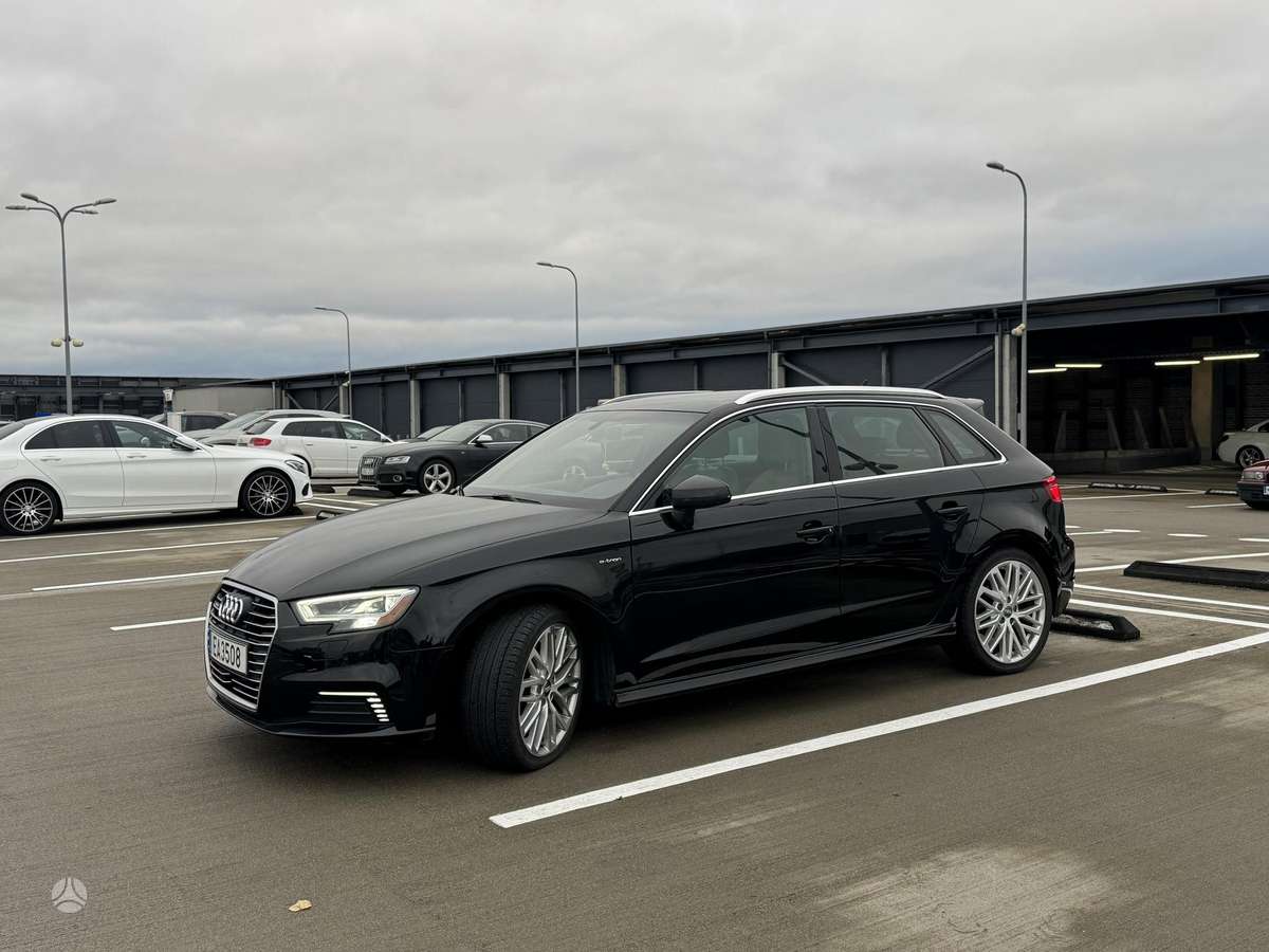 Audi A3, Хэтчбек