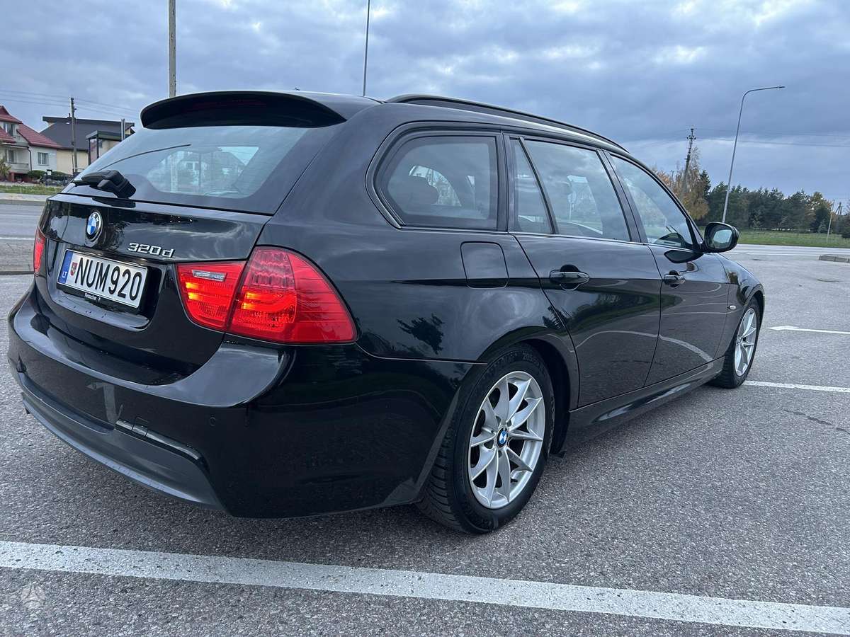 BMW 320, 2.0 l., Универсал