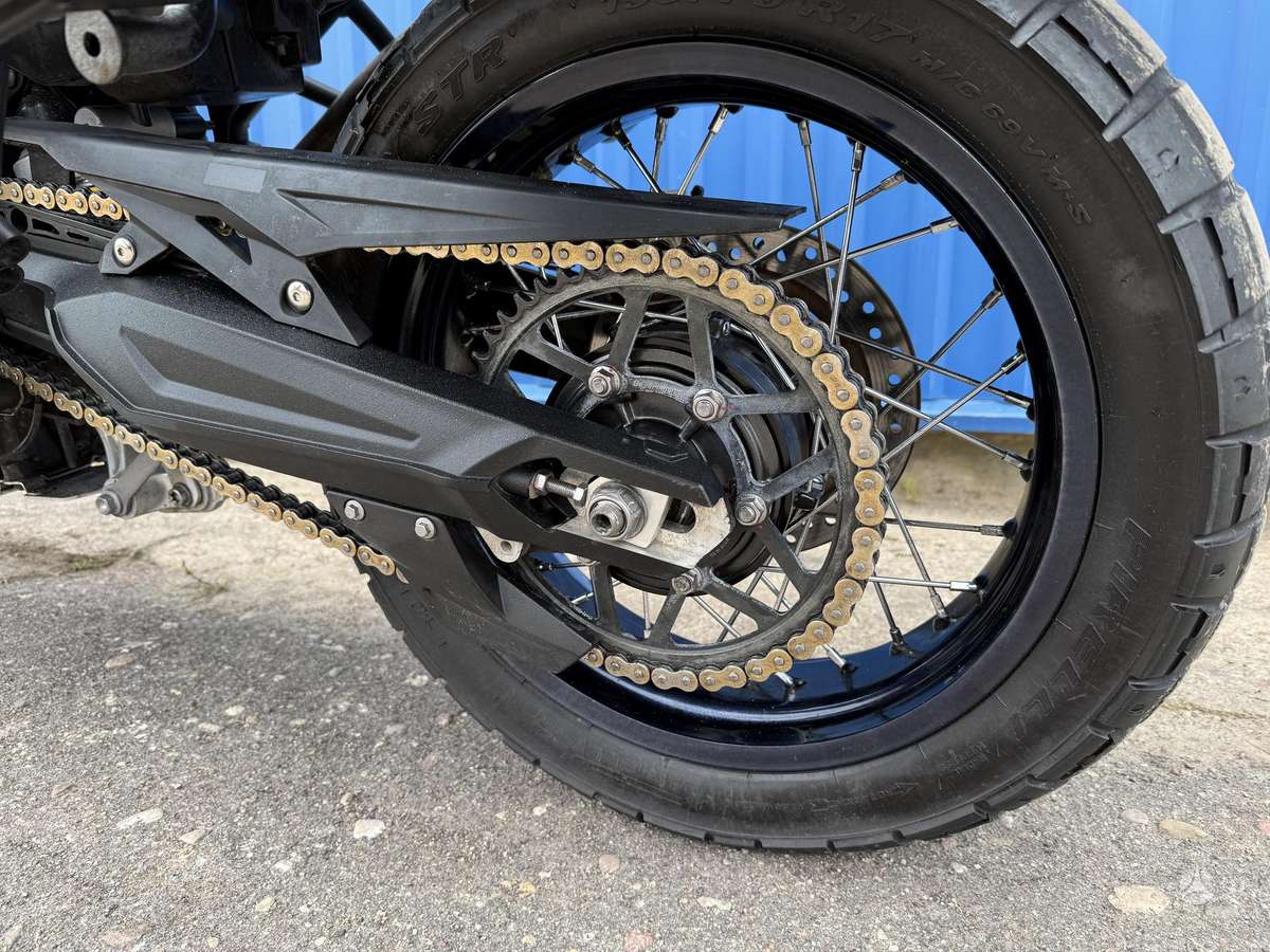 Triumph Tiger 800cc, enduro / adventure