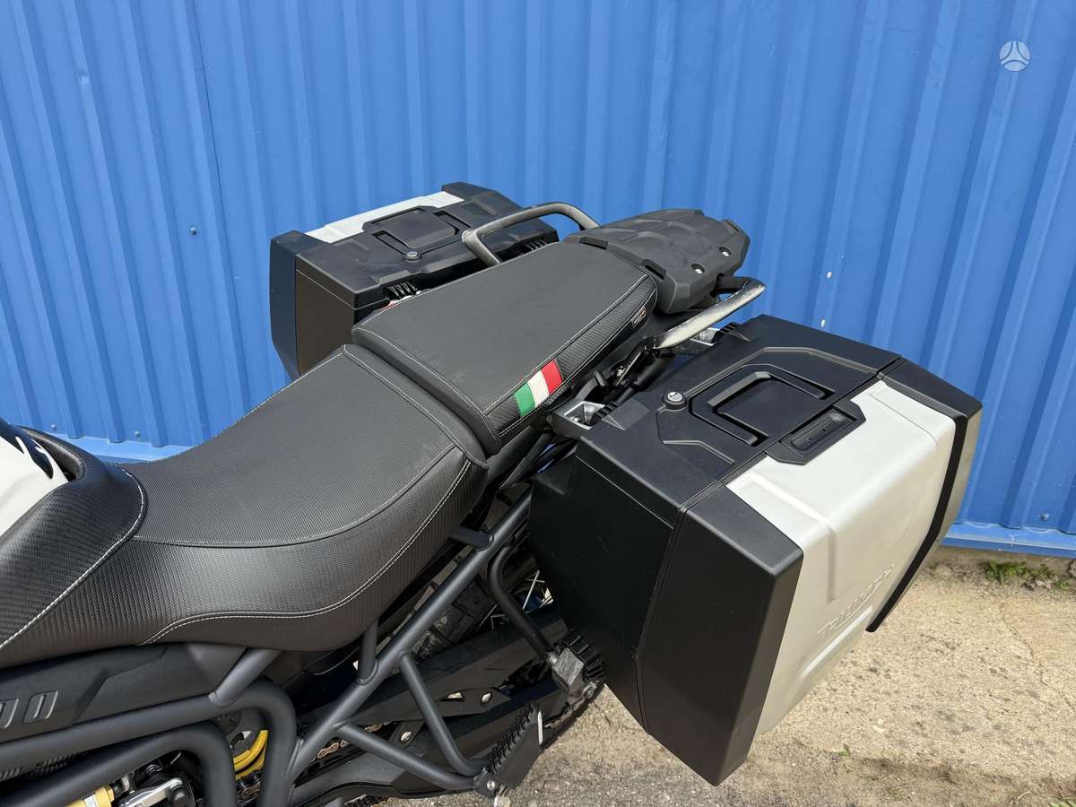 Triumph Tiger 800cc, enduro / adventure