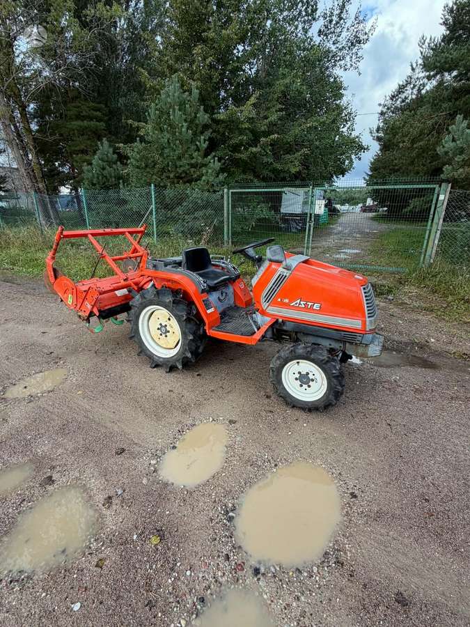 Kubota Aste 15, тракторы