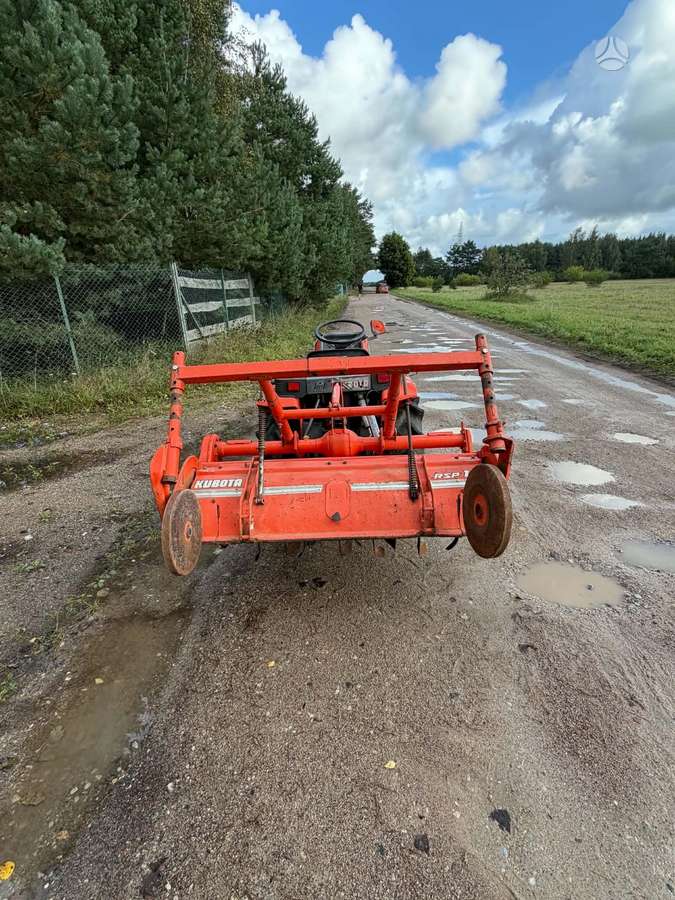 Kubota Aste 15, тракторы