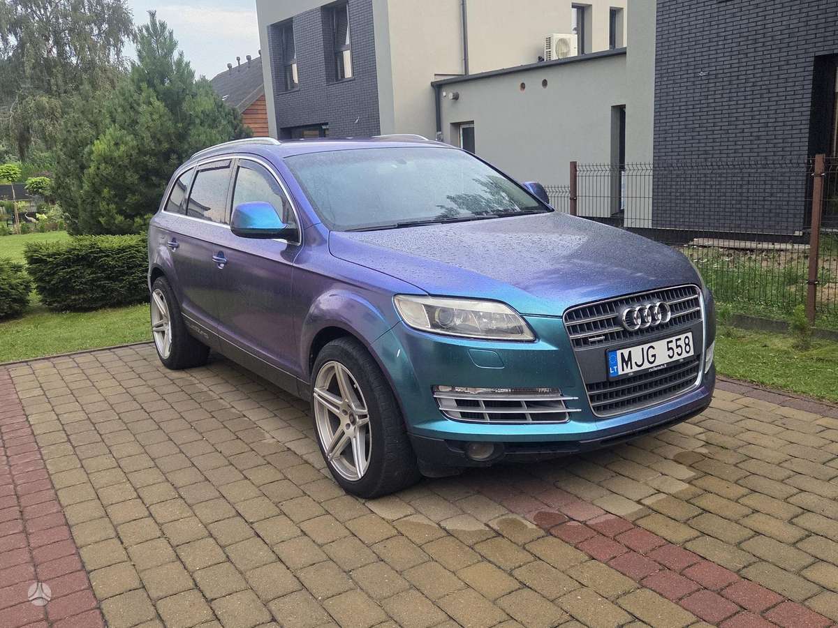 Audi Q7