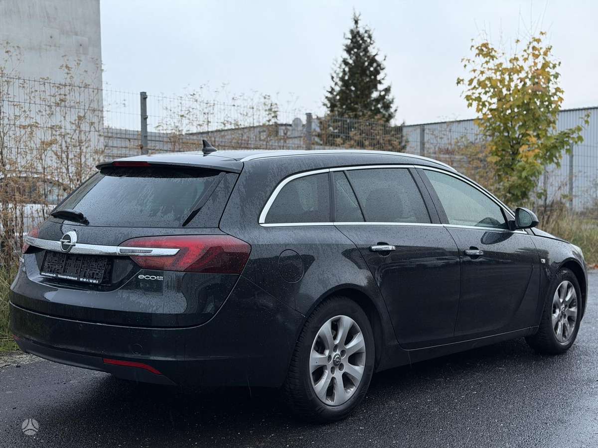 Opel Insignia, 2.0 l., hatchback