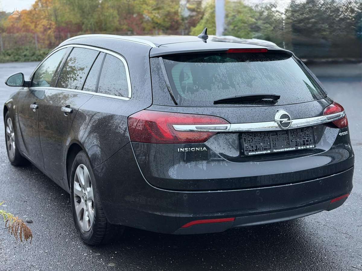 Opel Insignia, 2.0 l., Хэтчбек