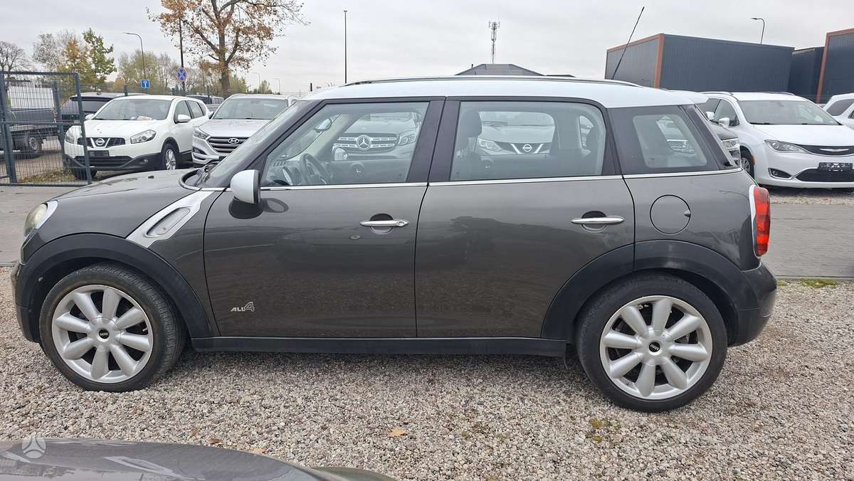 Mini Cooper, 1.6 l., off-road / crossover