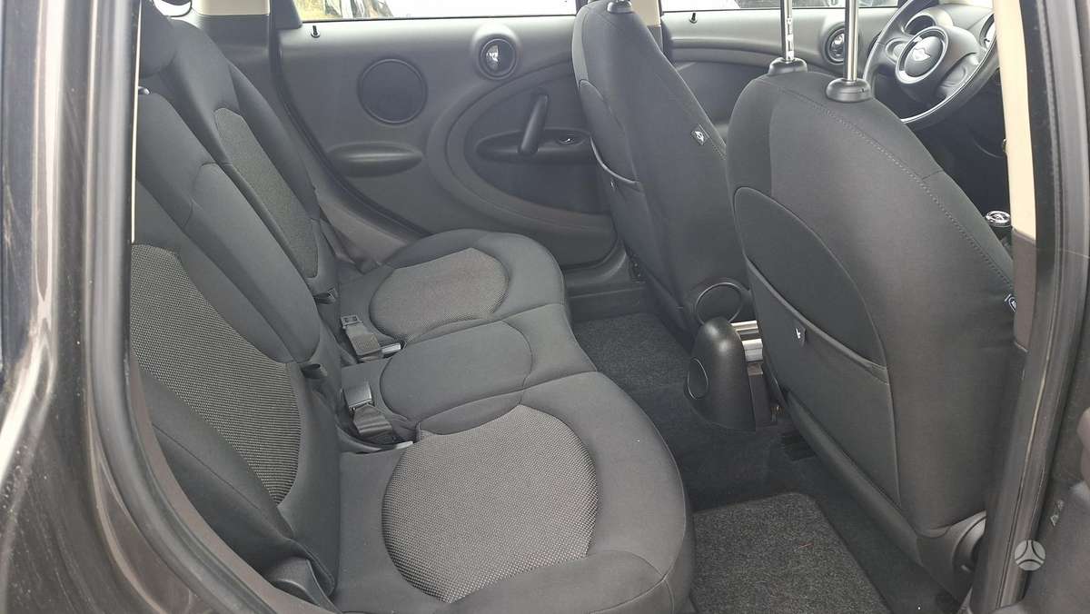 Mini Cooper, 1.6 l., off-road / crossover