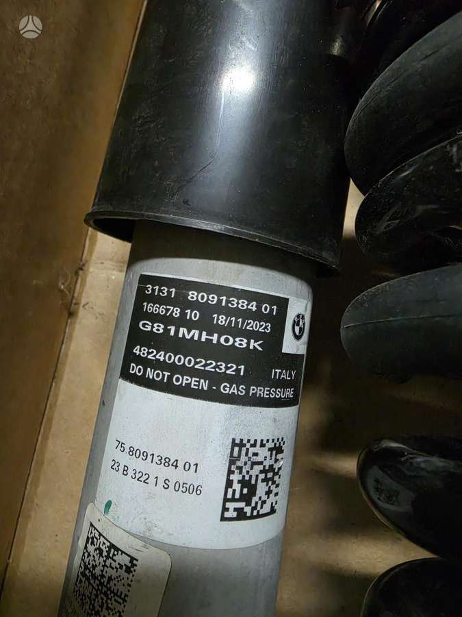 BMW M2 shock absorber