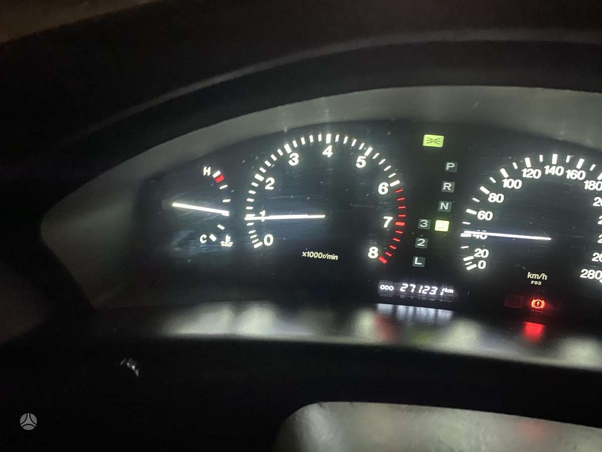 Peugeot 607