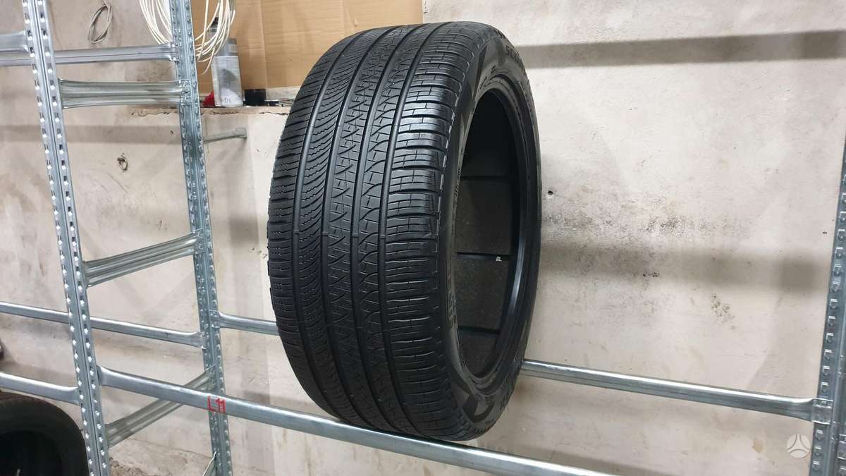 Pirelli Scorpion Zero, universalios 275/45 R21
