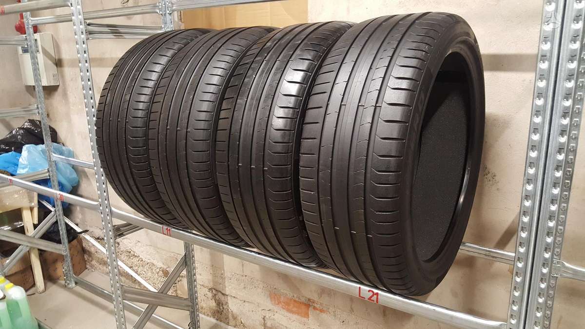 Pirelli PZero TM, летние 255/40 R21