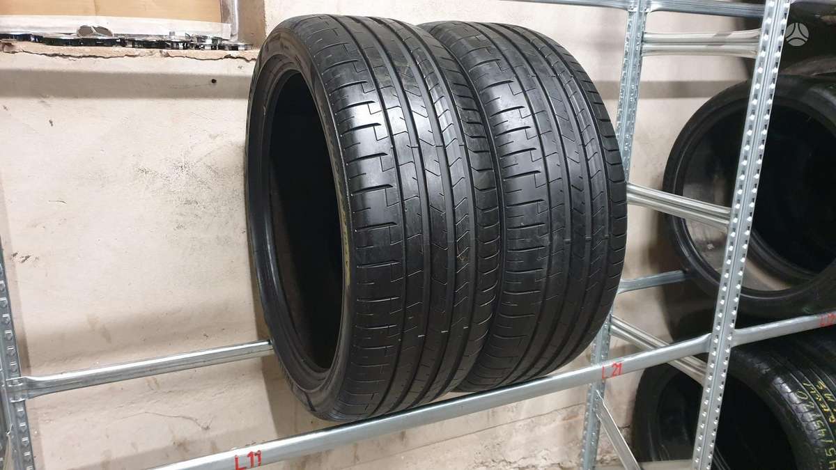 Pirelli PZero TM, summer 255/40 R22