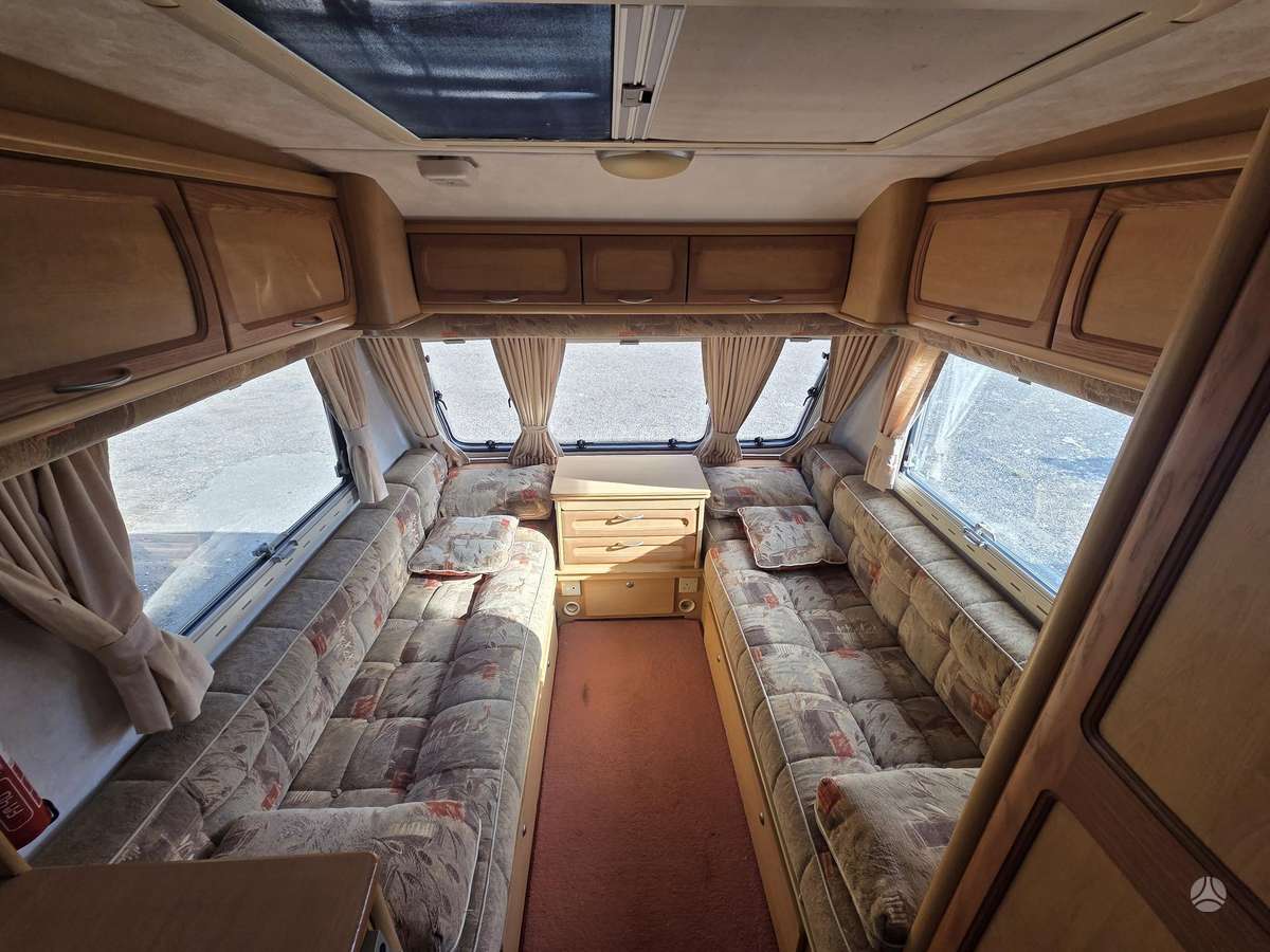 Compass Omega, caravans