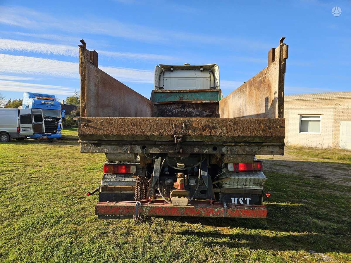 Scania R620, hooklift trucks