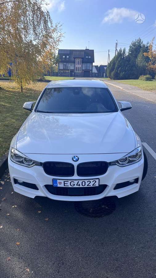 BMW 330