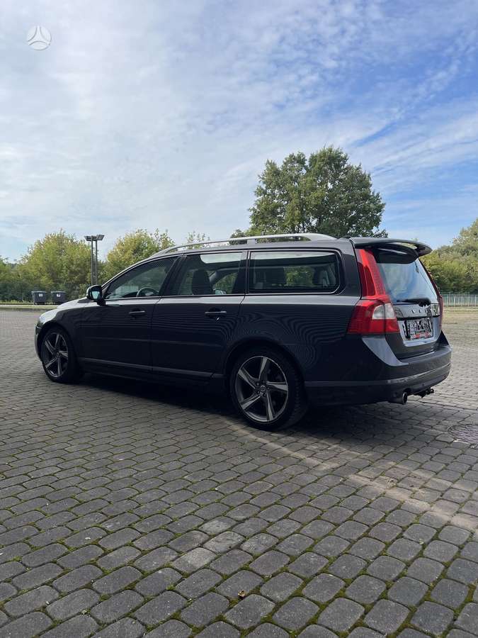 Volvo V70, 2.0 l., Универсал
