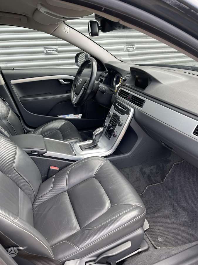 Volvo V70, 2.0 l., Универсал