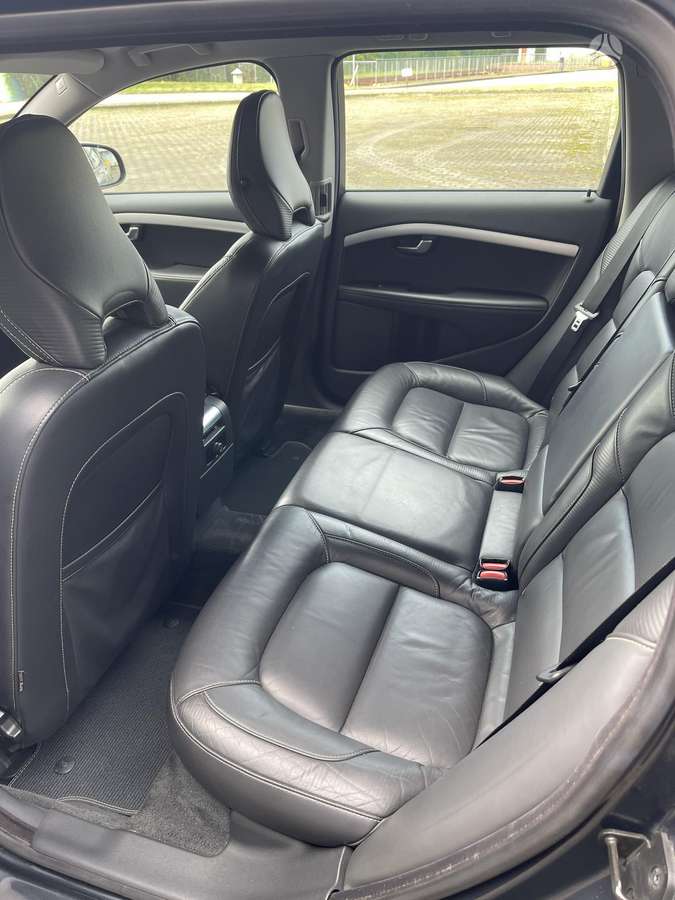 Volvo V70, 2.0 l., Универсал