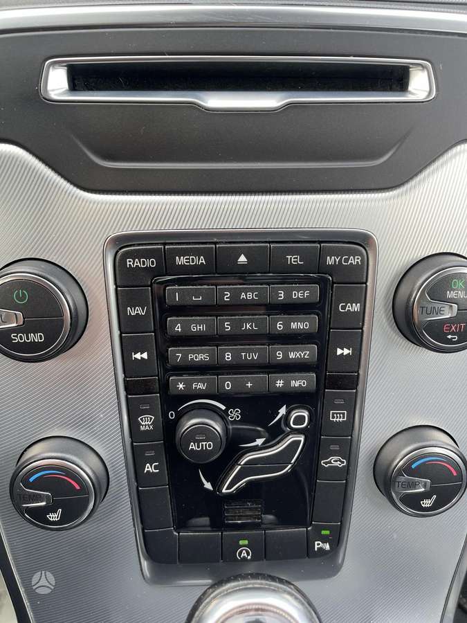 Volvo V70, 2.0 l., Универсал