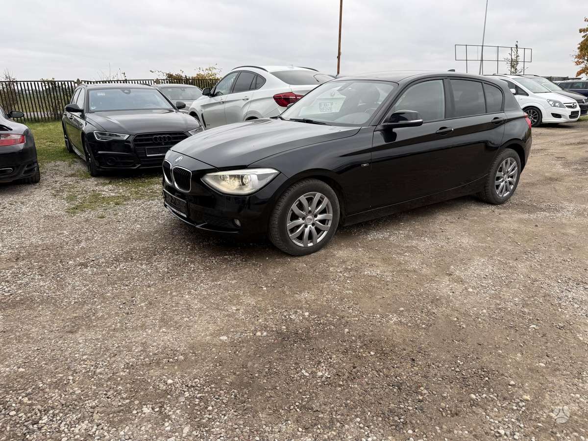 BMW 120