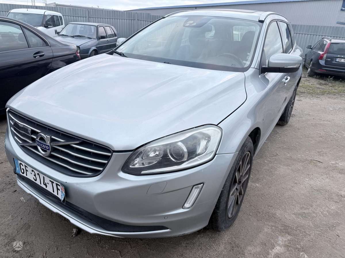 Volvo XC60 dalimis