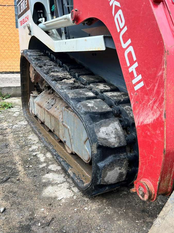 Takeuchi TL8R2, мини-погрузчики