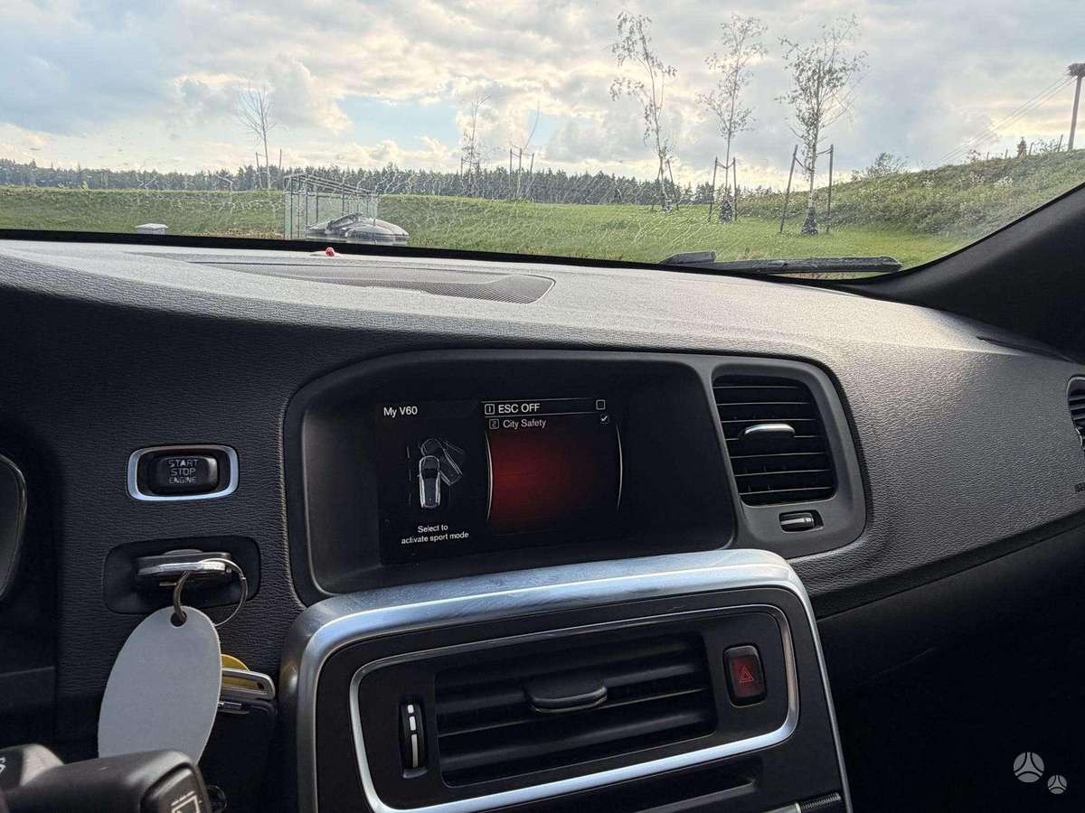 Volvo V60, 2.0 l., Универсал