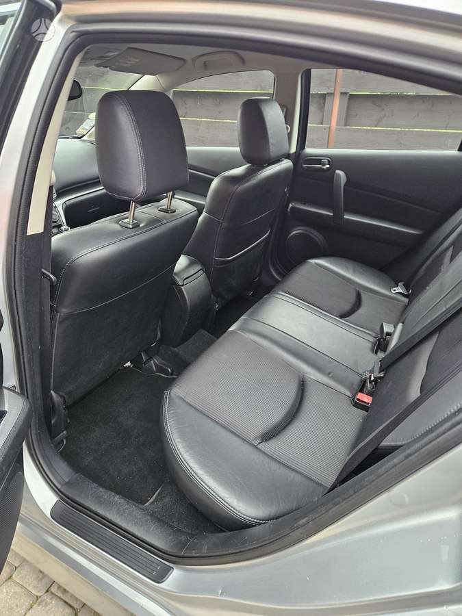 Mazda 6, 2.2 l., hatchback