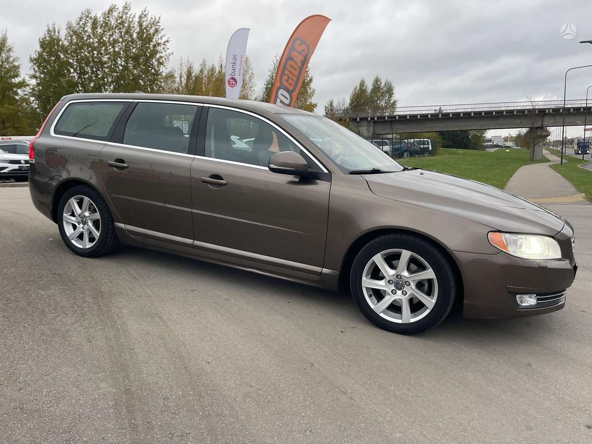 Volvo V70 2014 — photo 6