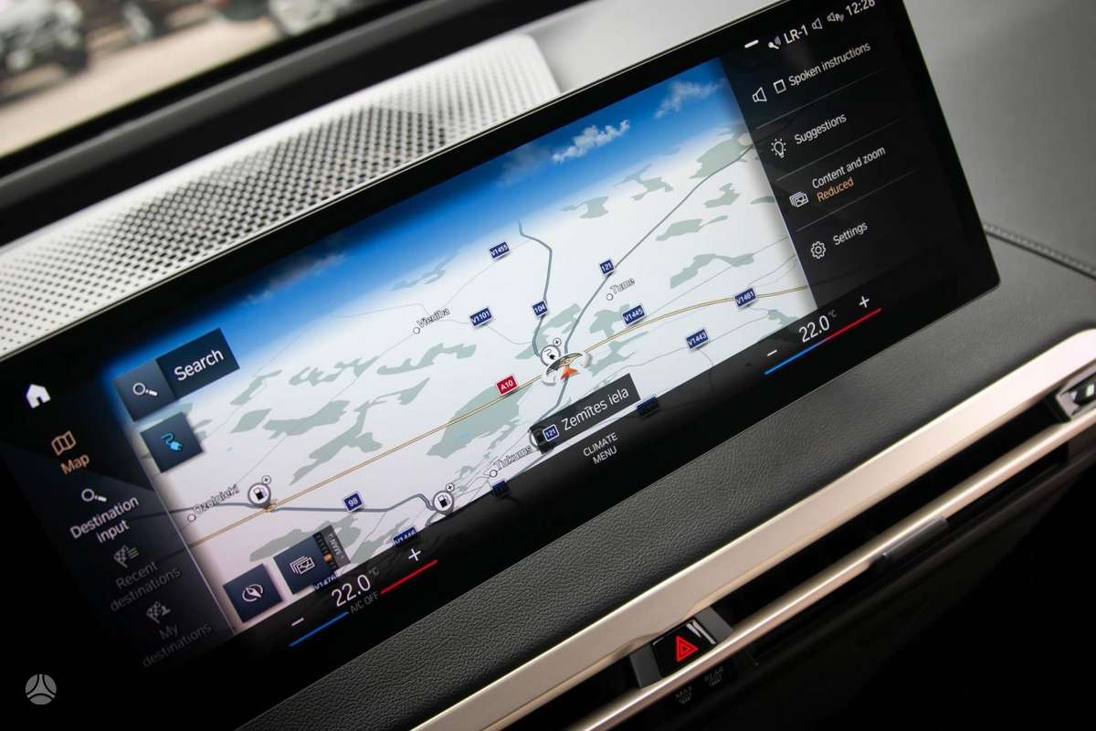 BMW iX, off-road / crossover