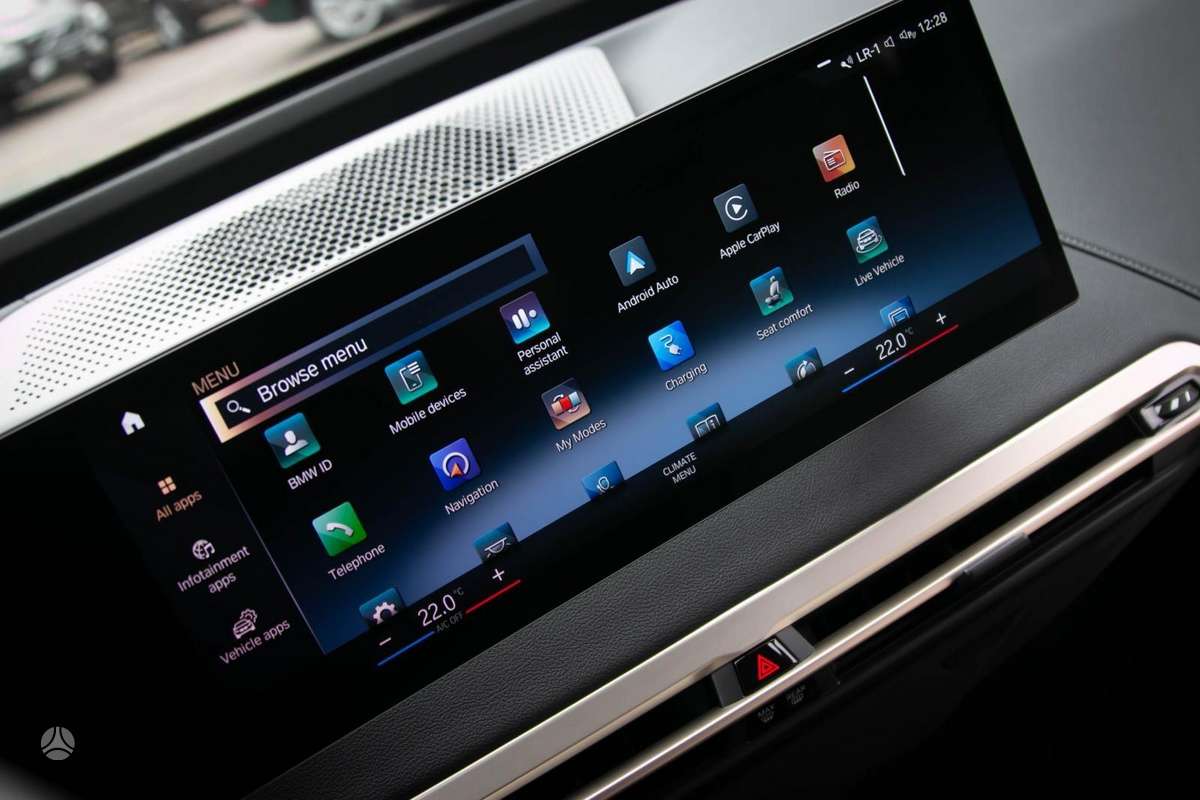 BMW iX, Внедорожник / Кроссовер
