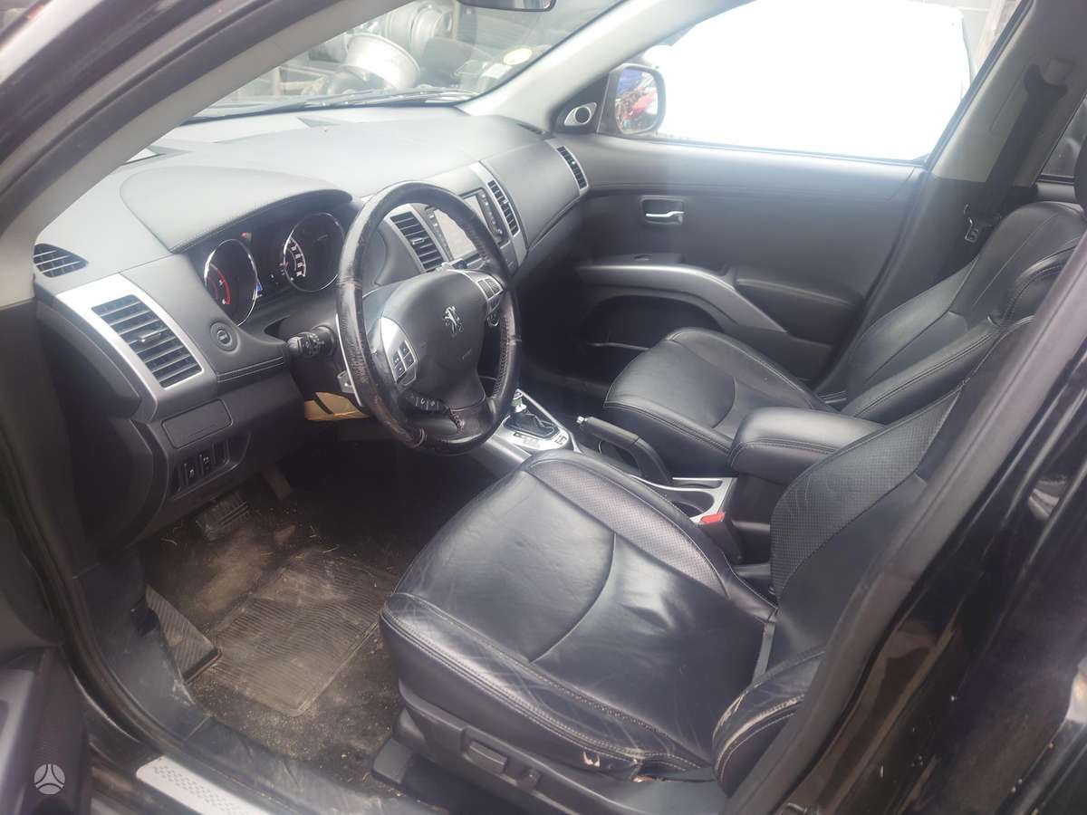 Peugeot 4007 dalimis