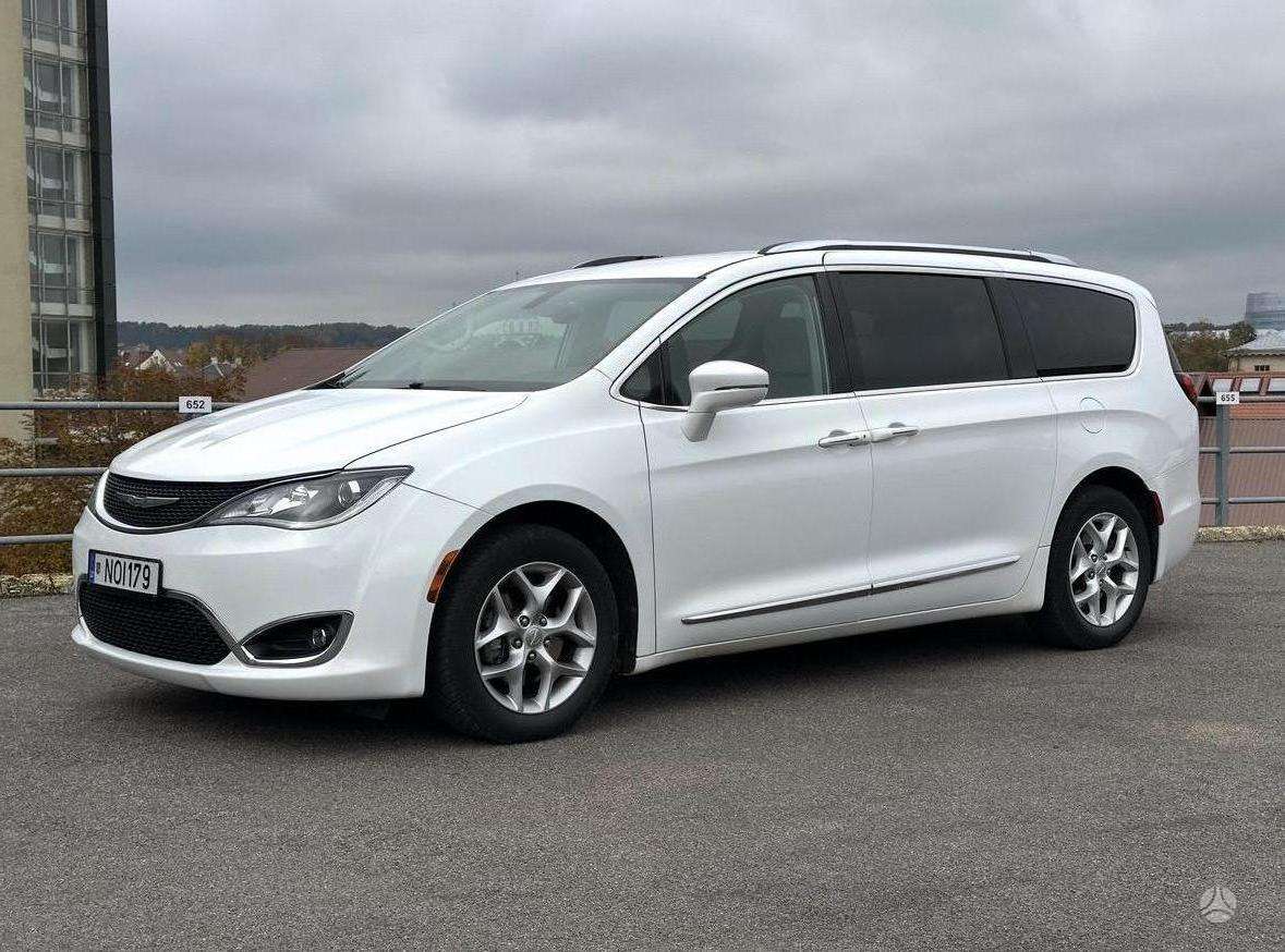 Chrysler Pacifica