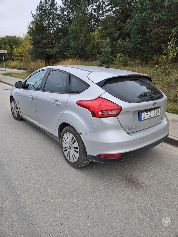 Ford Focus, 1.0 l., Хэтчбек