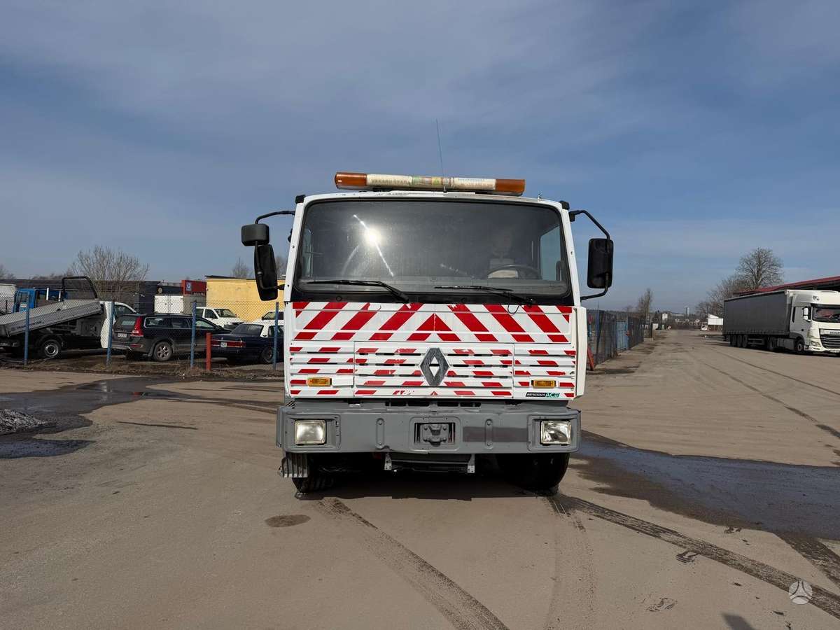Renault G260, автоцистерны