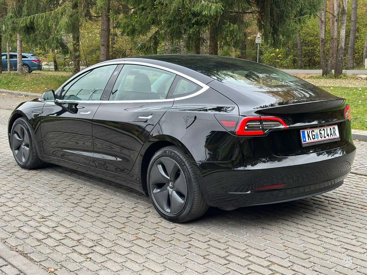 Tesla Model 3, 81 кВт·ч, Хэтчбек