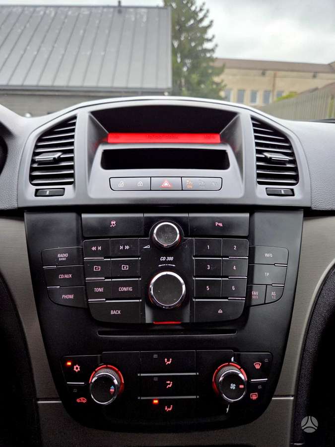 Opel Insignia, 2.0 l., Хэтчбек